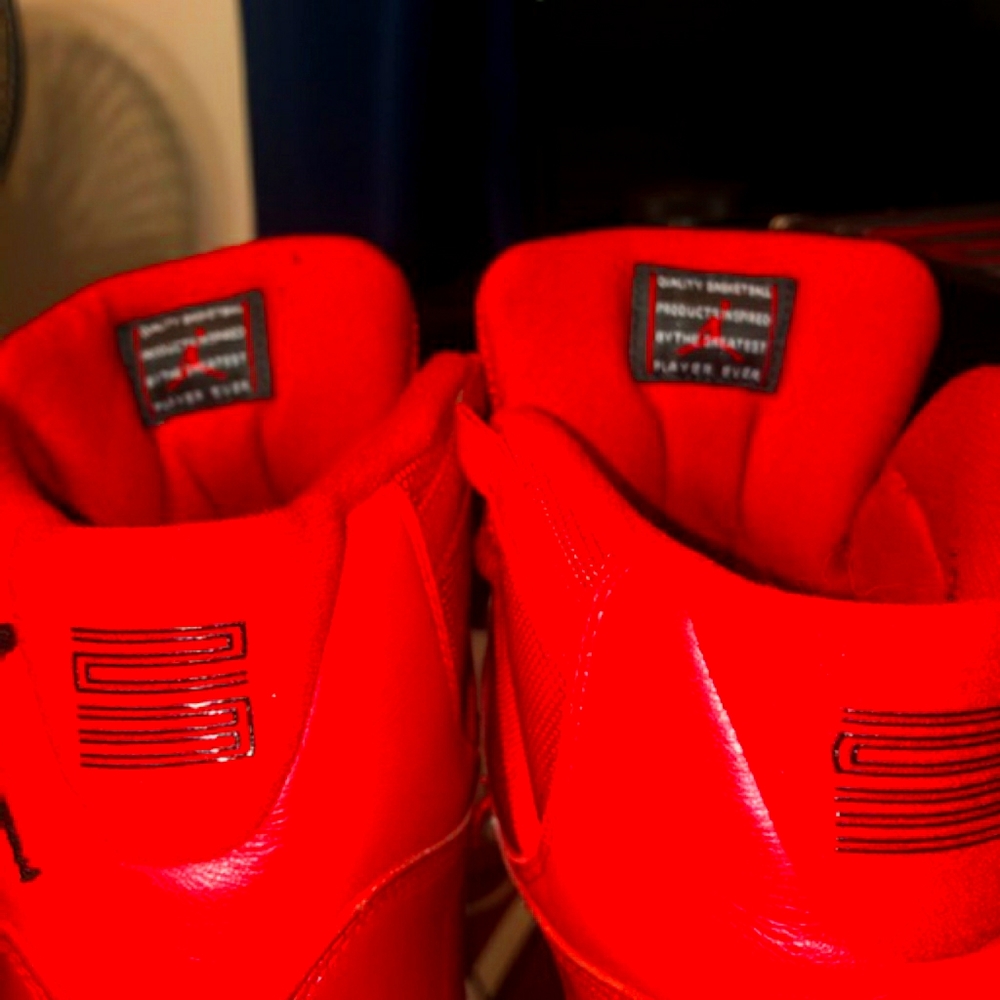 Win Like '96 Jordan's, Red, Size 11 with box